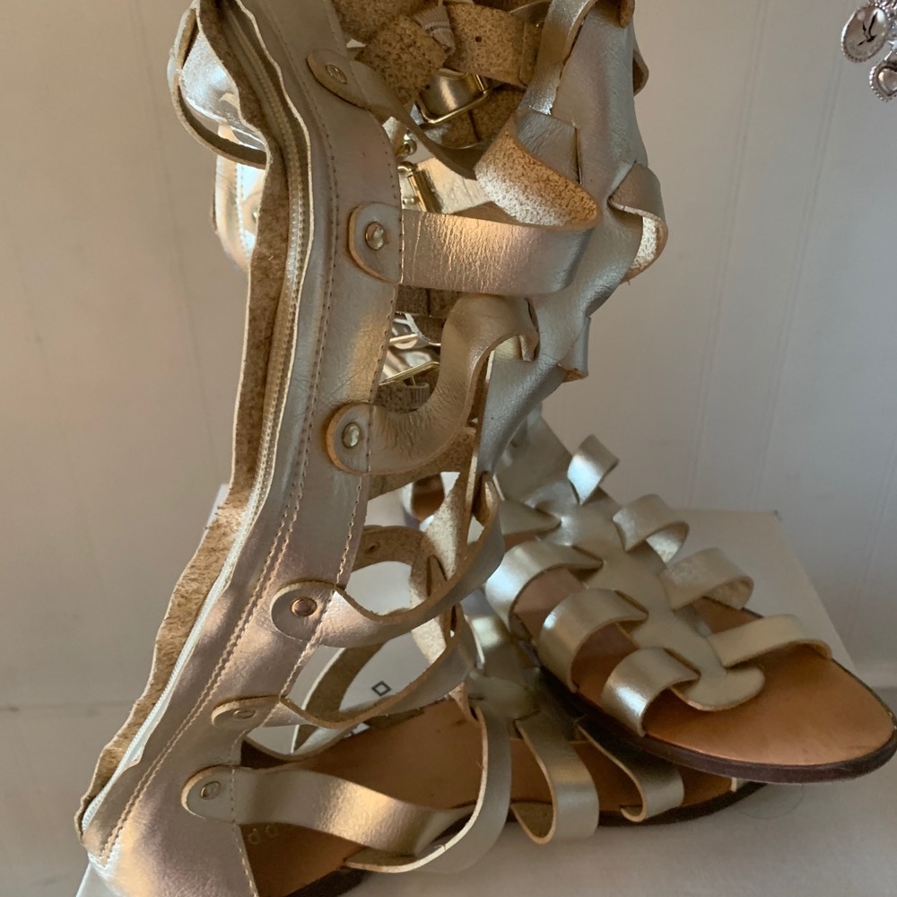 Shoes! - Picture 3 of 4